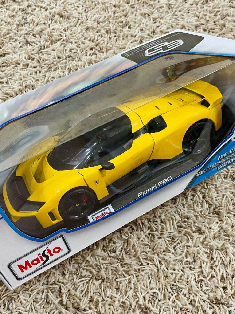 Ferrari F80 Yellow 1:18 Special Edition Diecast Model Car by Maisto (New)